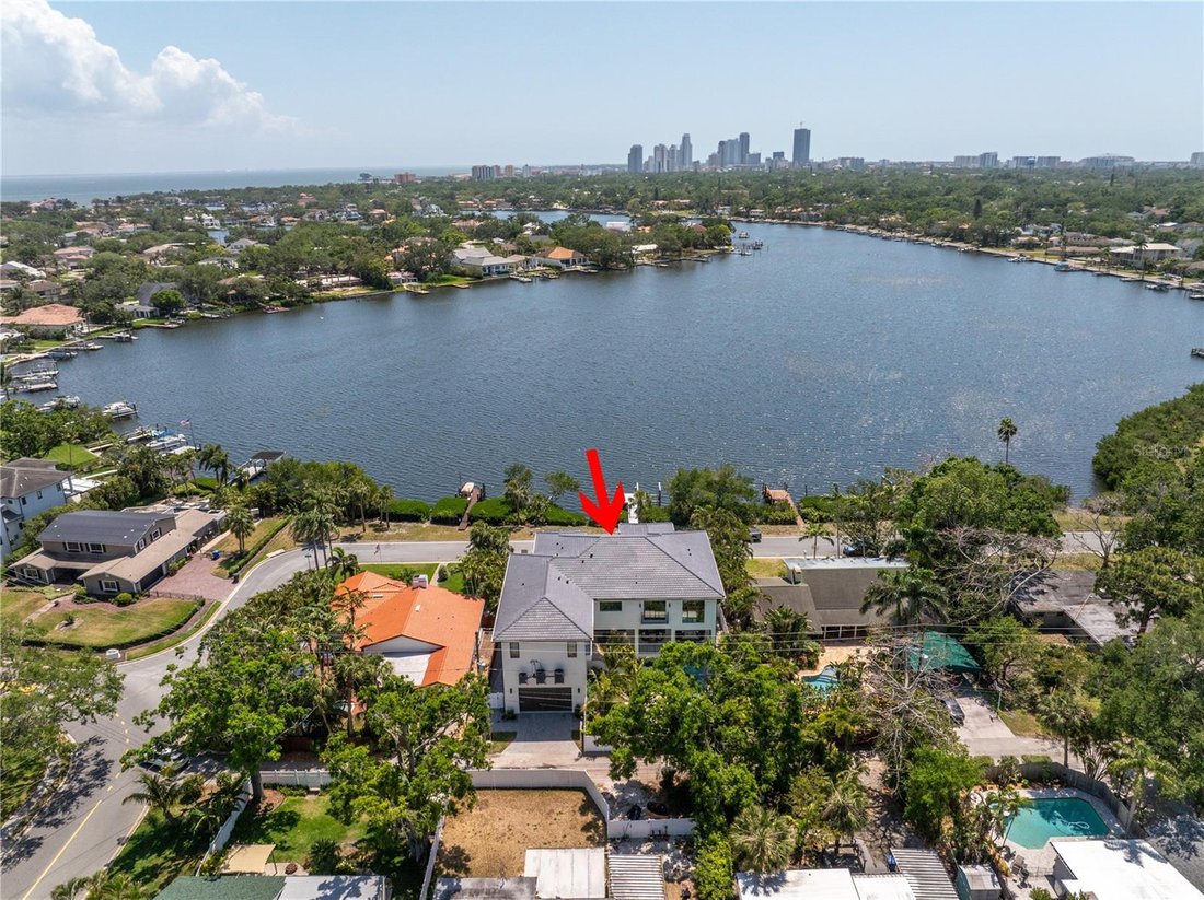 House in St. Petersburg, Florida, United States 2 - 17666622