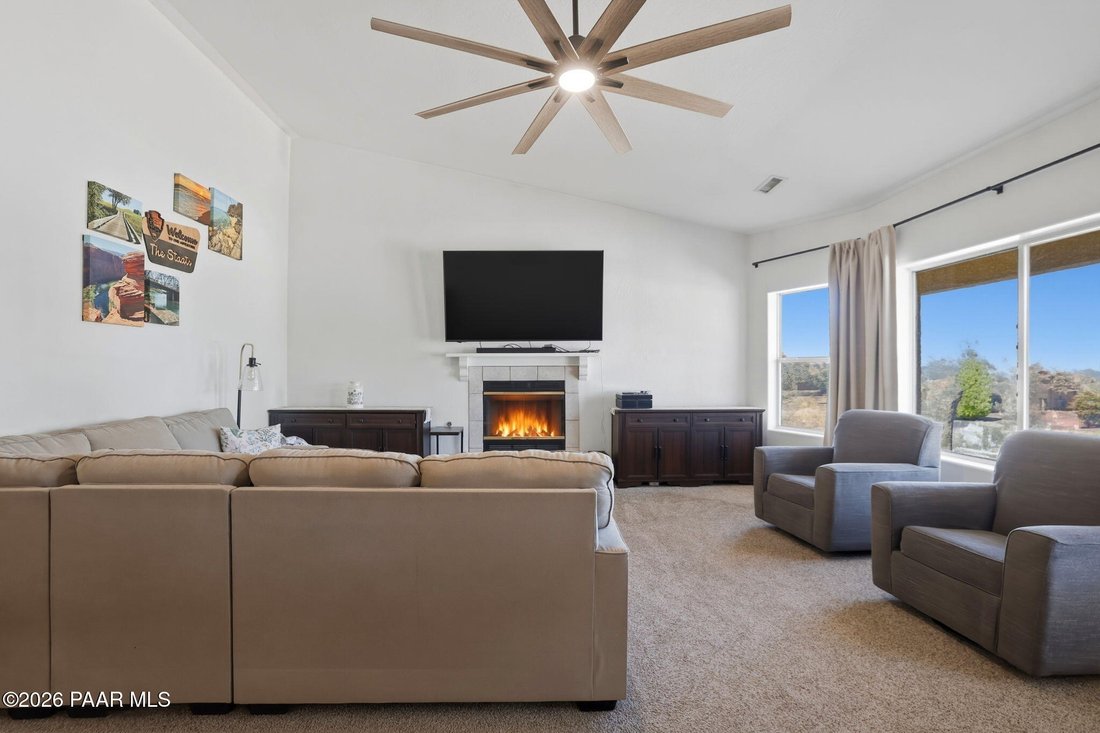 Prescott Valley, Arizona, United States 1 - 17663881