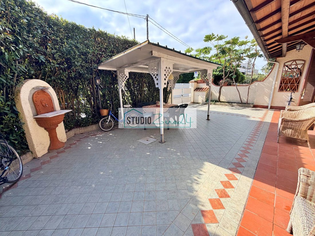 House in Center, Forte dei Marmi, Tuscany 3 - 17667545