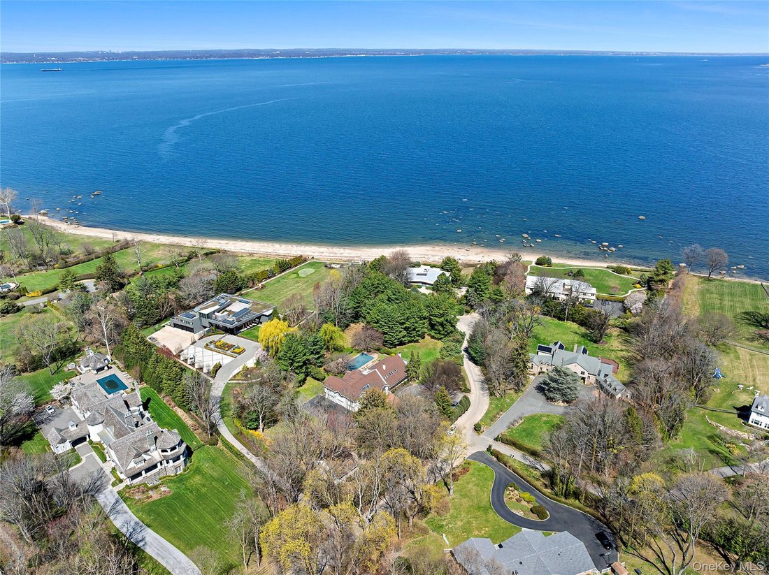 House in Port Washington, New York, United States 1 - 17663287