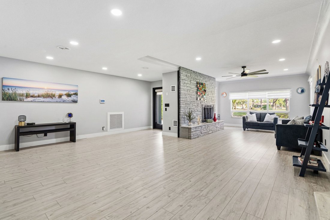 House in St. Petersburg, Florida, United States 5 - 17663480