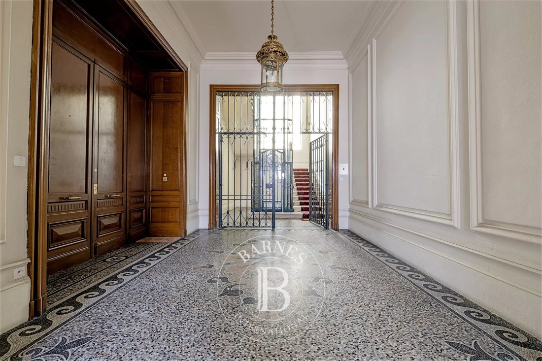 Apartment in Grand Parc-Chartrons-Paul Doumer, Bordeaux, France 1 - 17663793
