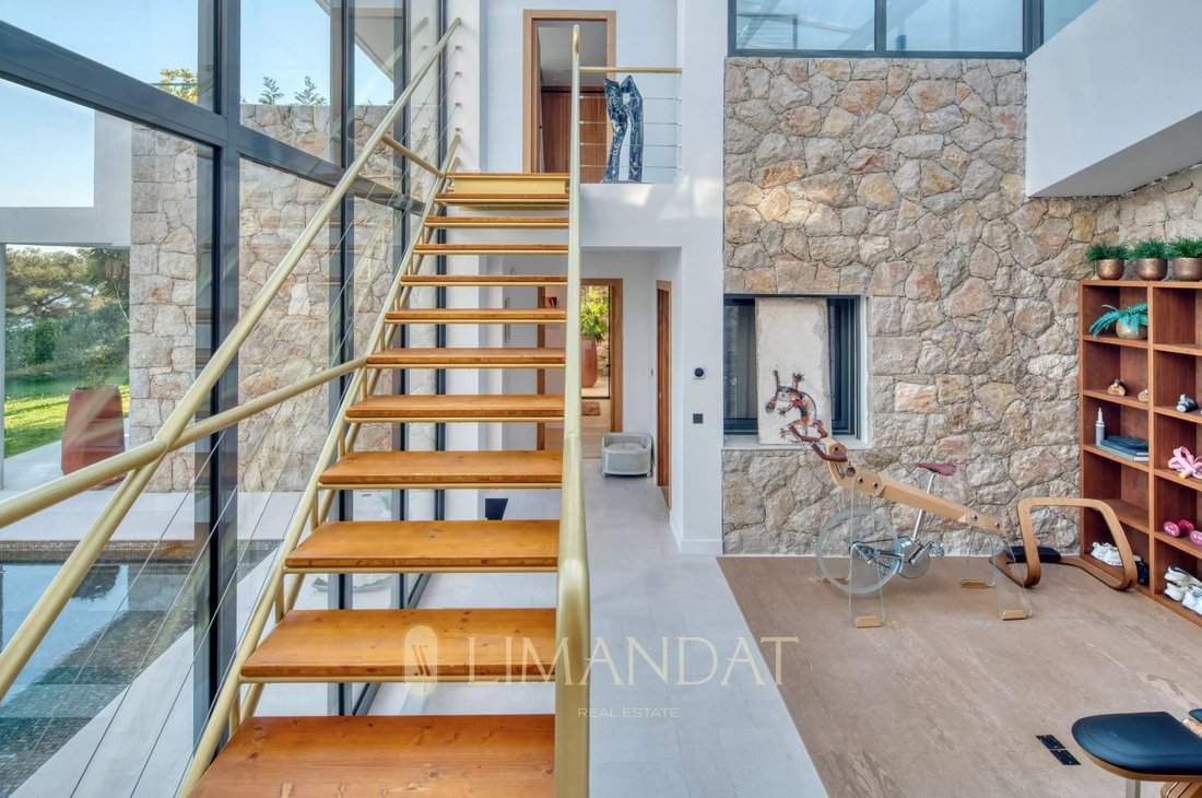Villa in Èze, Provence-Alpes-Côte d'Azur, France 5 - 17662546