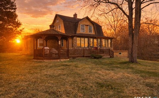 House in Waterford, Connecticut, United States 1