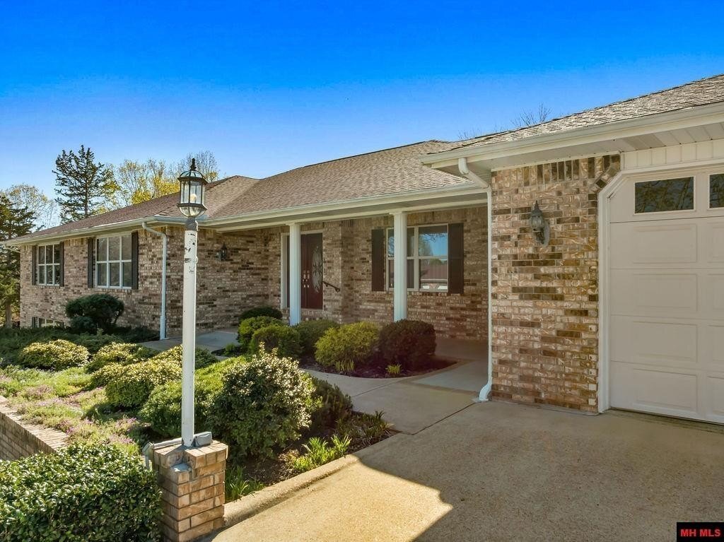 Mountain Home, Arkansas, United States 3 - 17664661