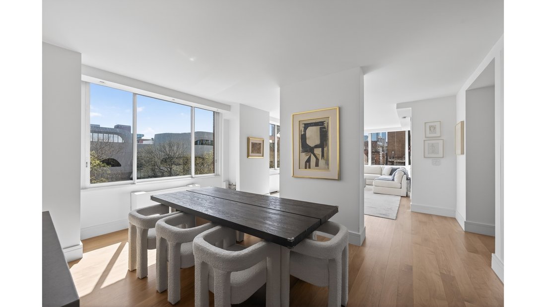 Condo in New York, New York, United States 3 - 17663386