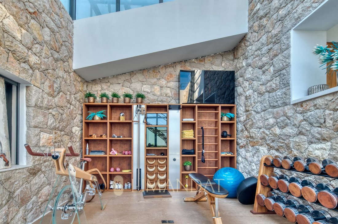 Villa in Èze, Provence-Alpes-Côte d'Azur, France 3 - 17662546