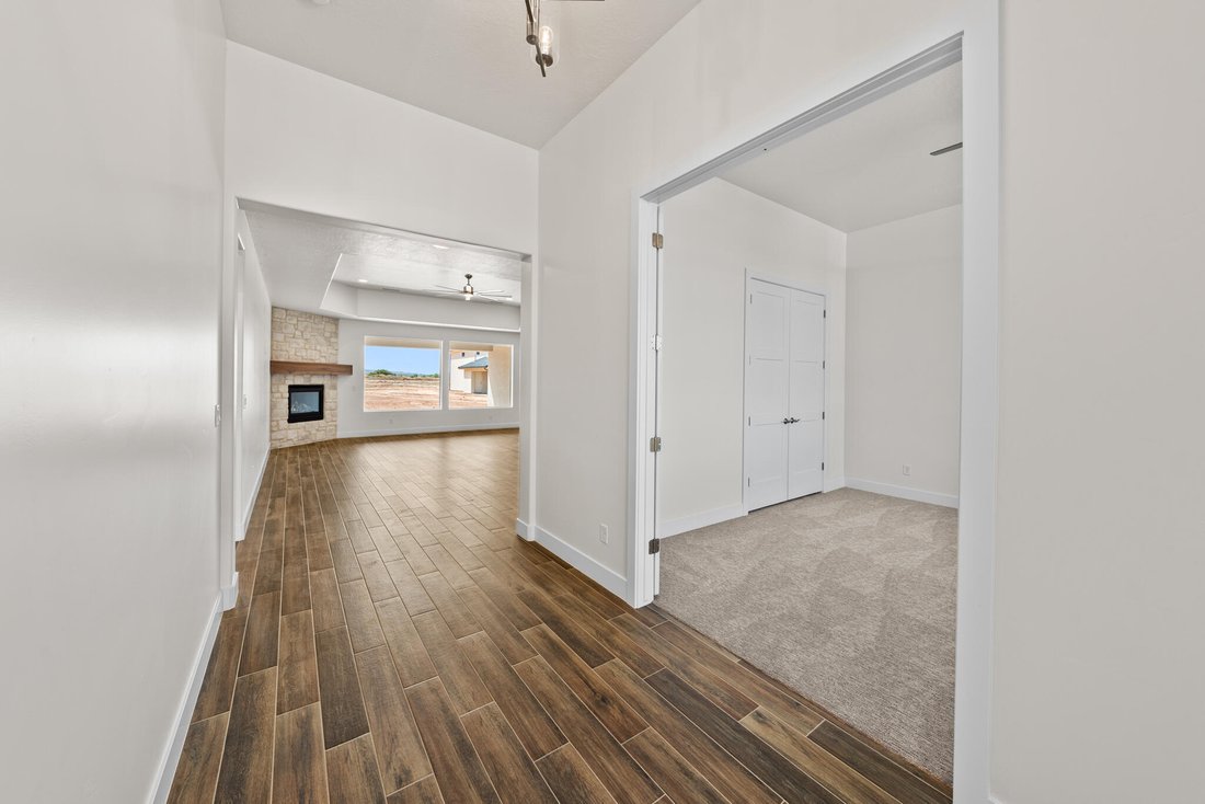 House in Hurricane, Utah, United States 5 - 17143256
