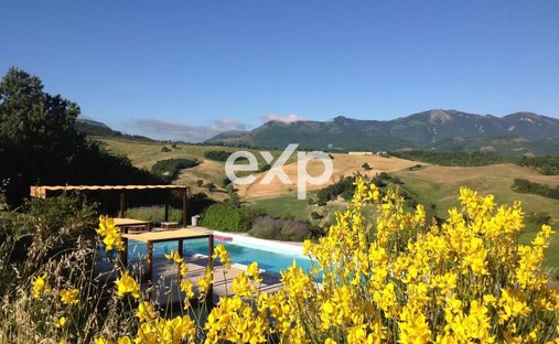 Estate in Cagli, Marche, Italy 1