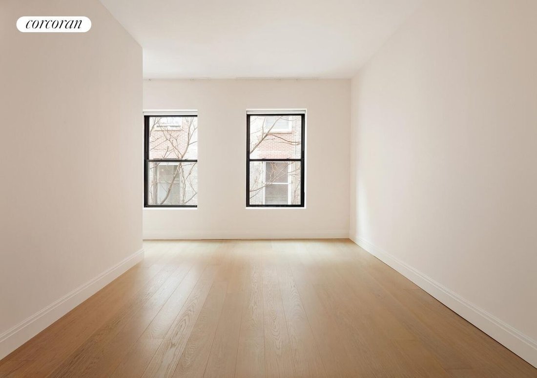 House in New York, New York, United States 4 - 17662223