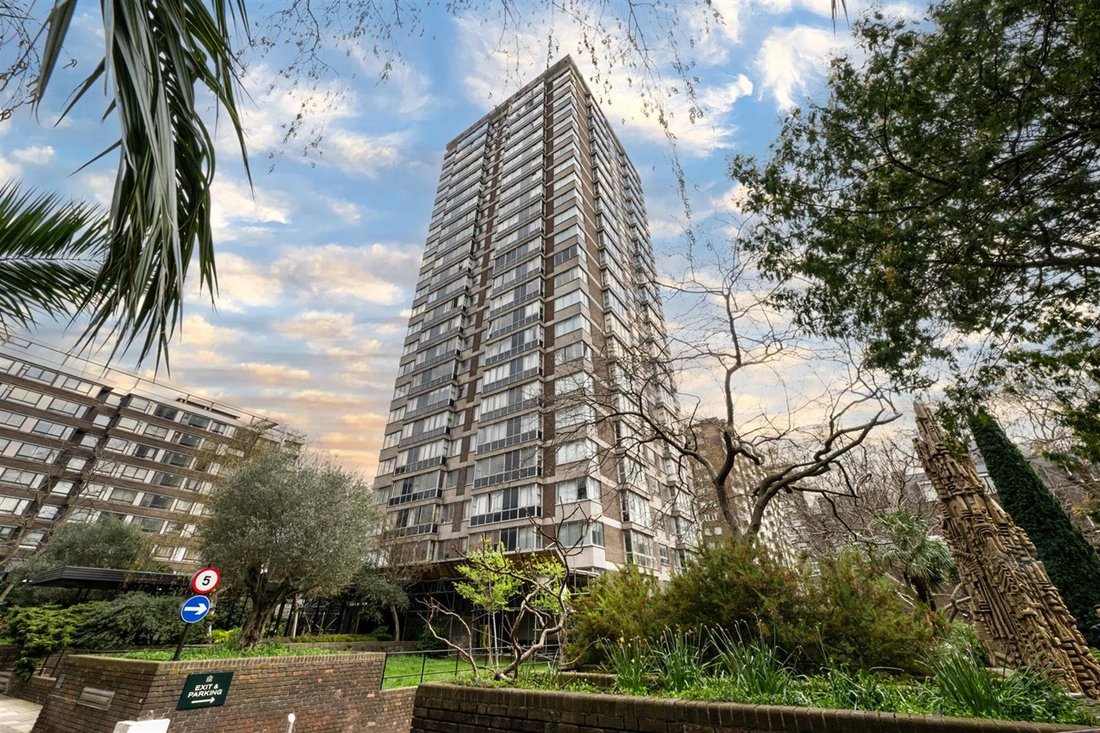 Apartment in Hyde Park, Westminster, England 5 - 17665298