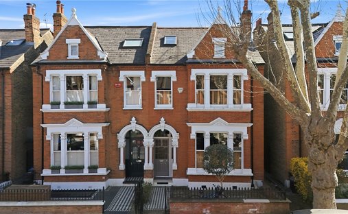 House in Castelnau, Richmond Upon Thames, England 1