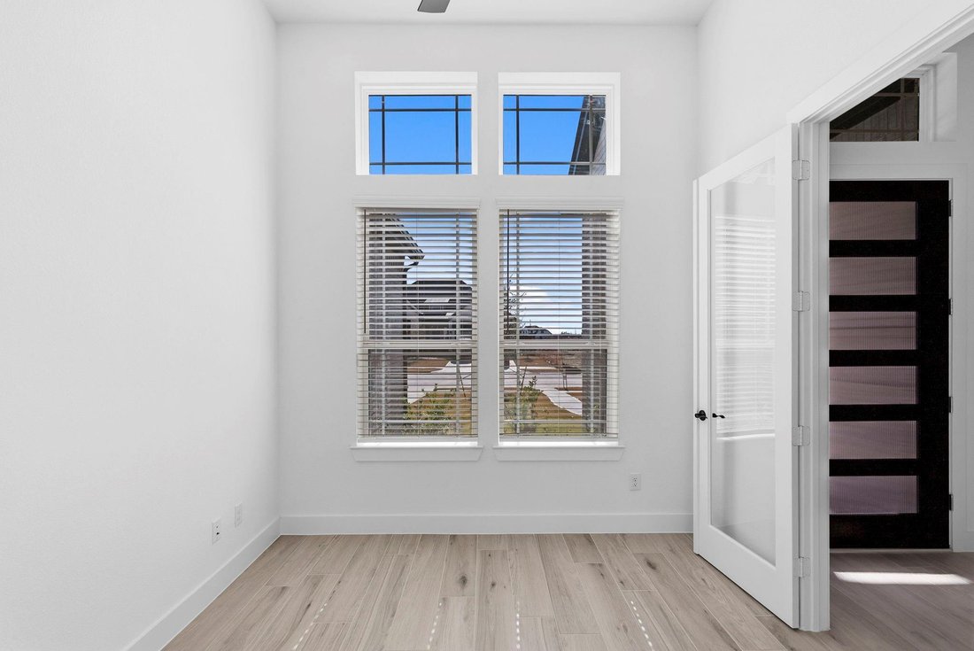 House in Mont Belvieu, Texas, United States 3 - 17665928