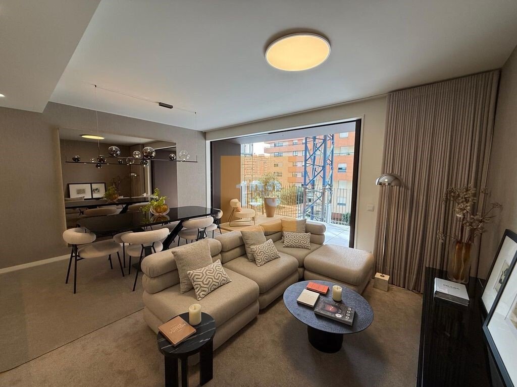 Apartment in Santa Marinha e Sao Pedro da Afurada, Porto District, Portugal 2 - 17666902