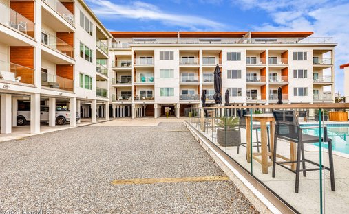 Condo in Carolina Beach, North Carolina, United States 1