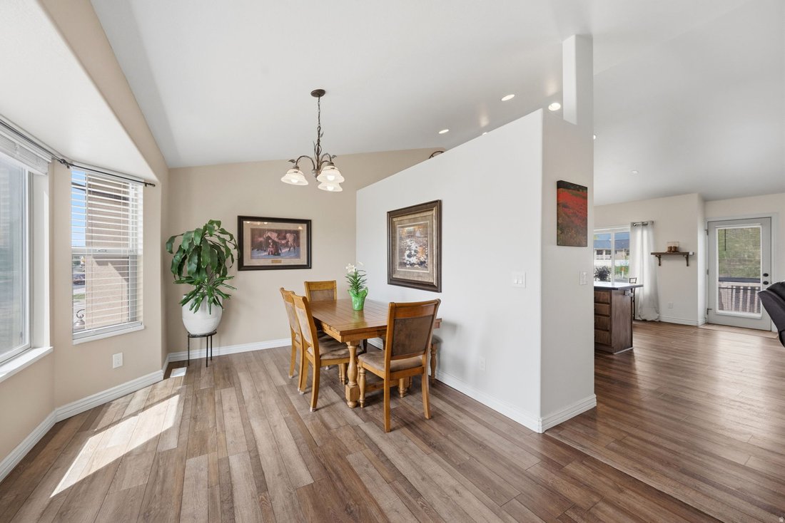 House in Kaysville, Utah, United States 5 - 17666064