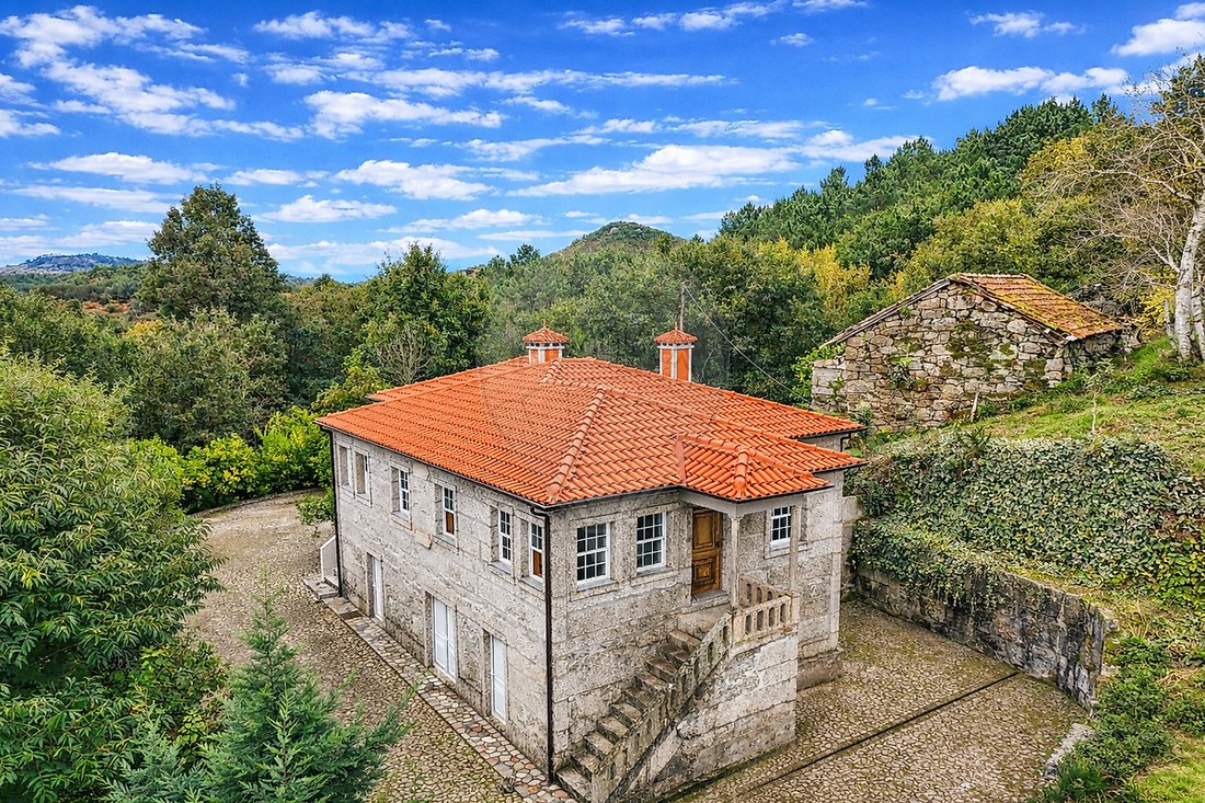 House in Refojos de Basto, Outeiro e Painzela, Braga, Portugal 2 - 14944527