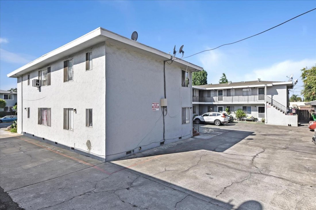 San Jose, California, United States 4 - 17665860