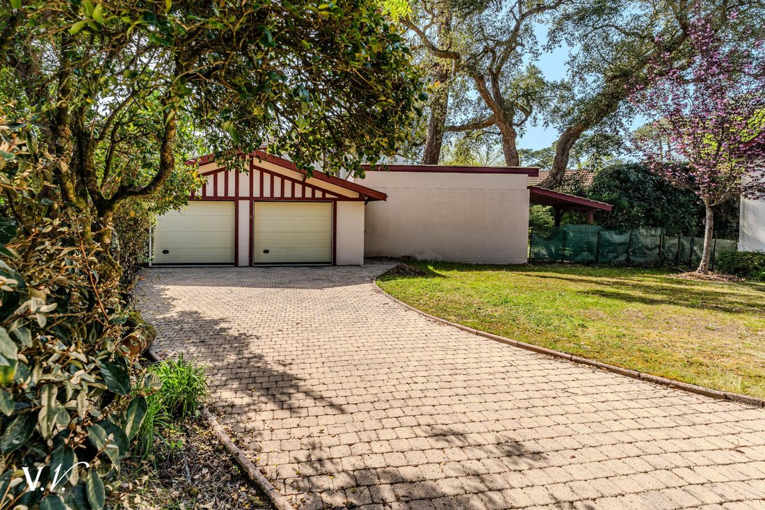 Estate in Aiguillon, Arcachon, France 4 - 17663293