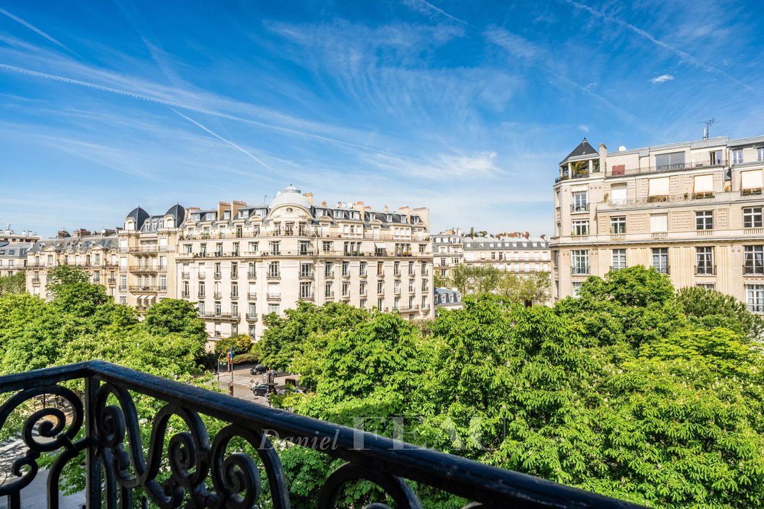 Apartment in Porte Dauphine, Paris 16e Arrondissement, Paris 1 - 17663963