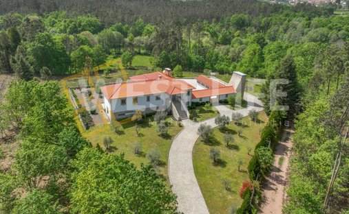 Maison à Santa Cruz da Trapa e Sao Cristovao de Lafoes, Viseu, Portugal 1