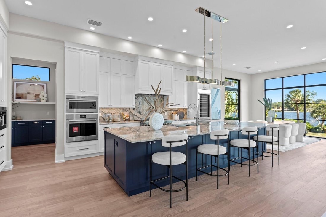 House in St. Petersburg, Florida, United States 3 - 17666622