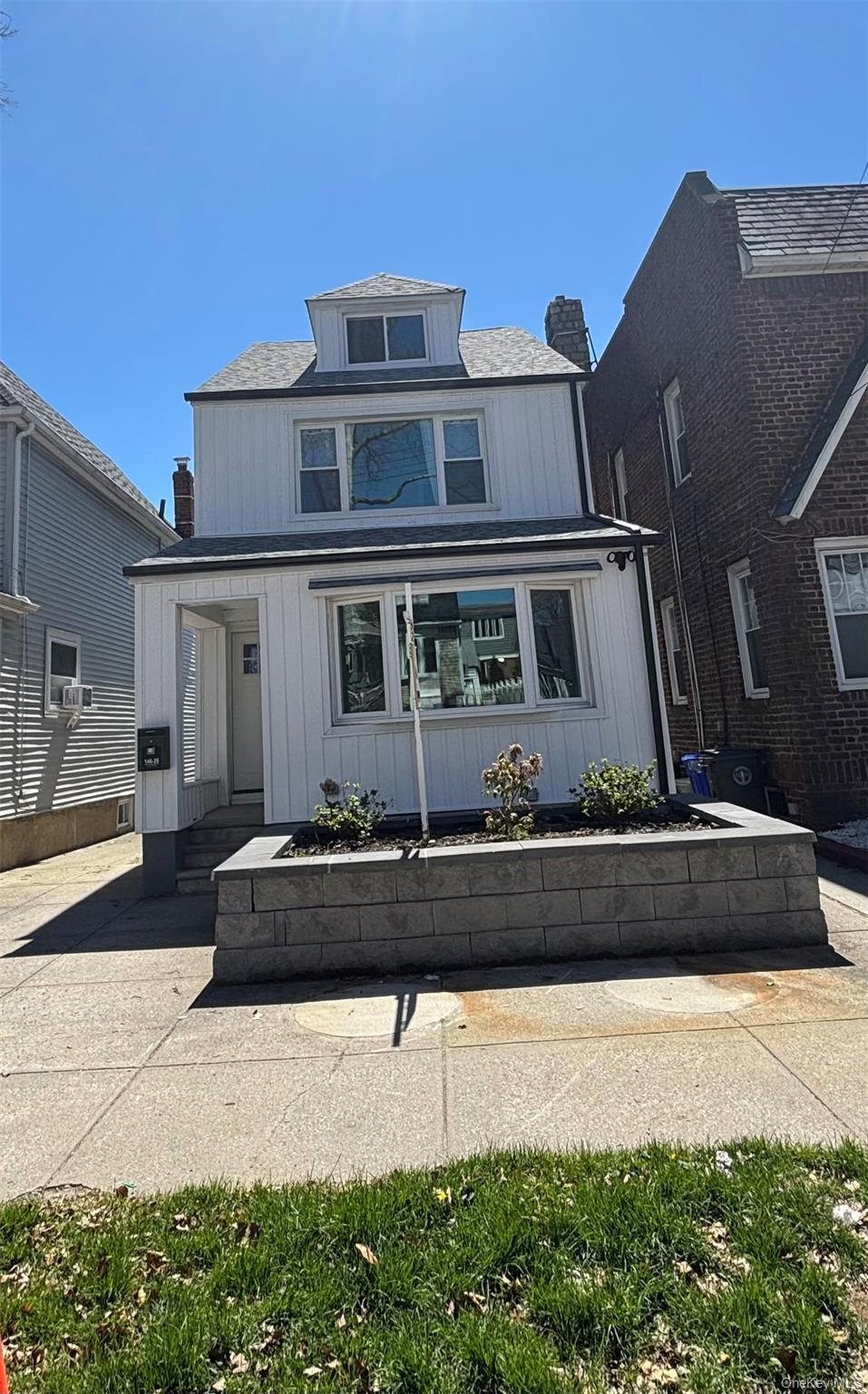 House in New York, New York, United States 1 - 17665480