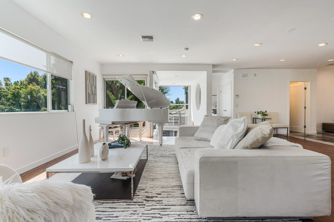 House in Los Angeles, California, United States 2 - 17666713