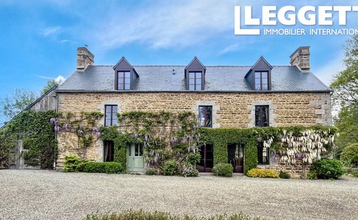 House in Dol-de-Bretagne, Brittany, France 1
