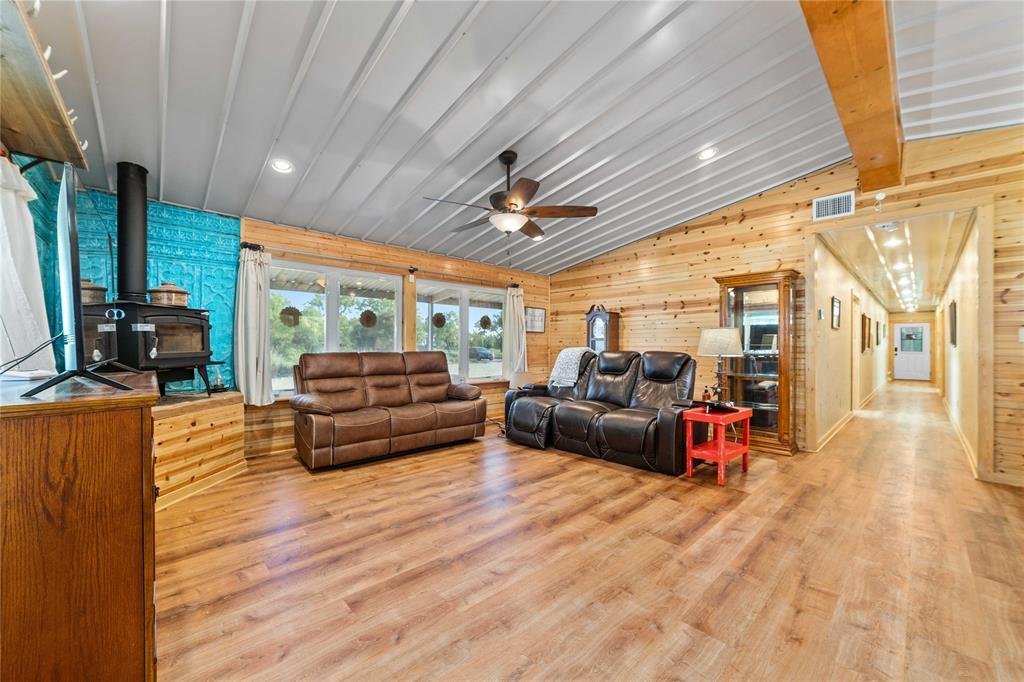 House in Coleman, Texas, United States 2 - 17662950