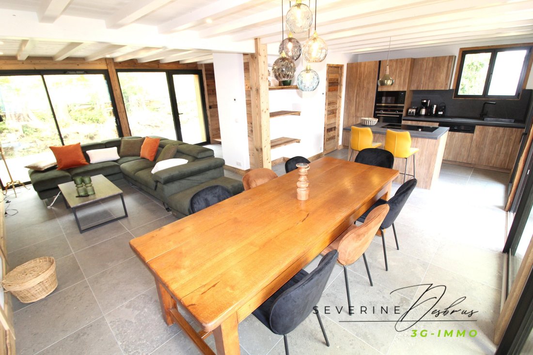 Chalet in Vaujany, Auvergne-Rhône-Alpes, France 3 - 17663332