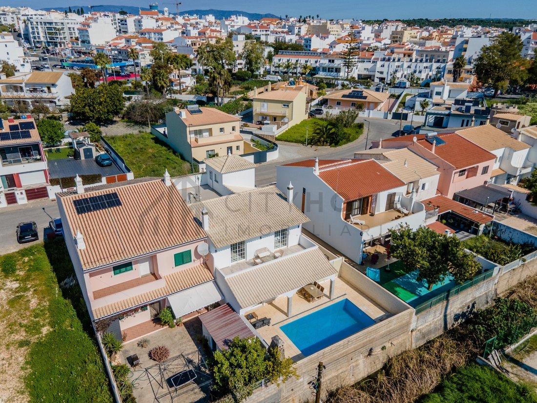 House in Lagoa e Carvoeiro, Algarve, Portugal 4 - 17666986