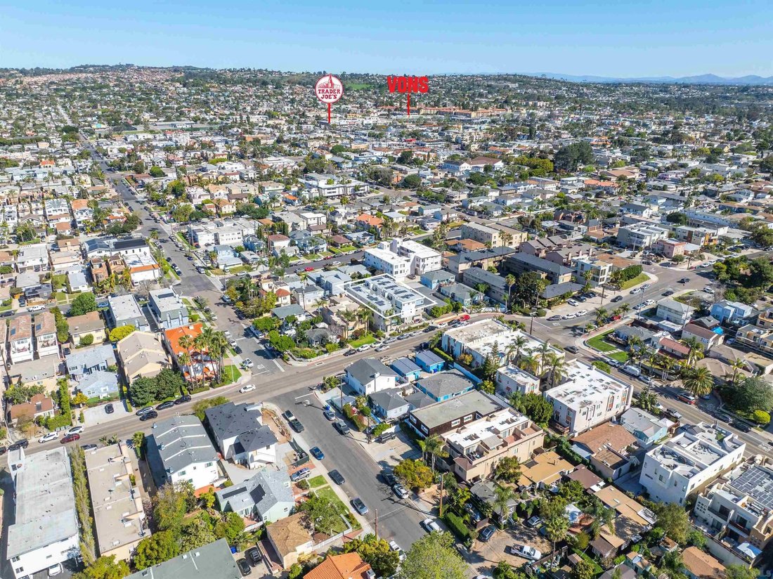 San Diego, California, United States 5 - 17665650