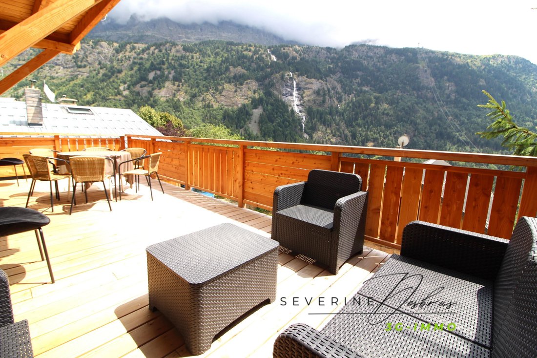 Chalet in Vaujany, Auvergne-Rhône-Alpes, France 2 - 17663332