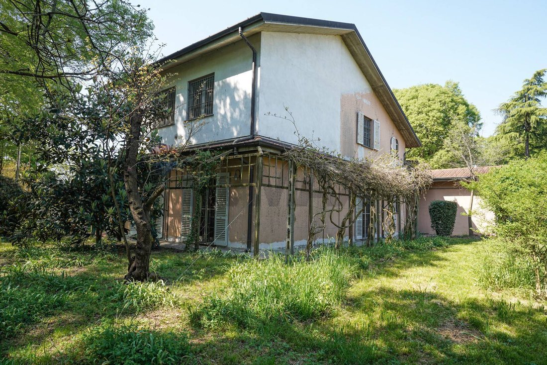 Villa in Fara Gera d'Adda, Lombardy, Italy 2 - 15440305