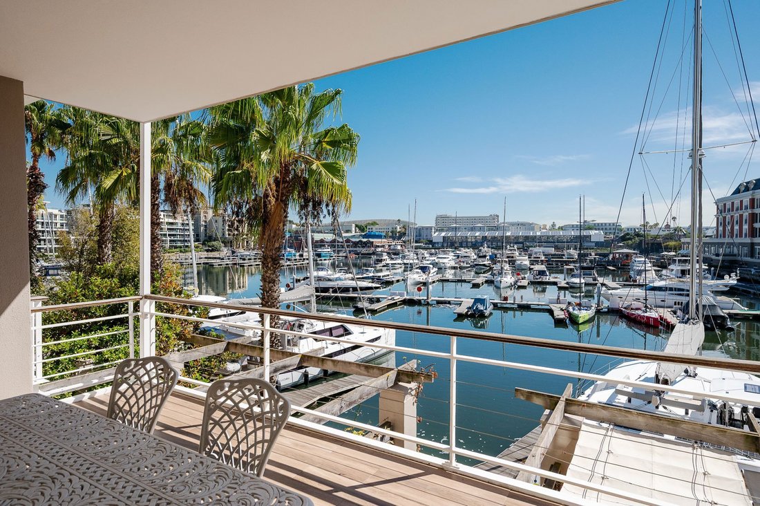 Apartment in Waterfront, Western Cape, South Africa 1 - 17665265