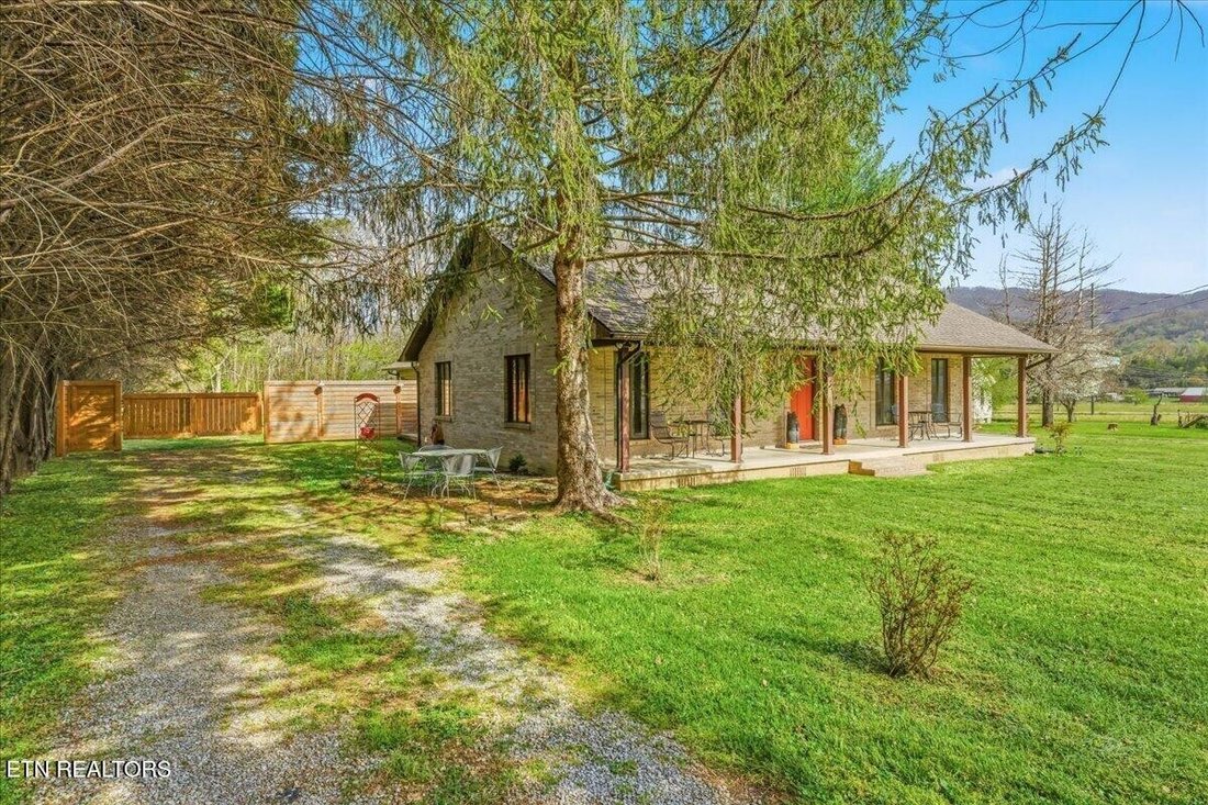 House in Sevierville, Tennessee, United States 2 - 17666254