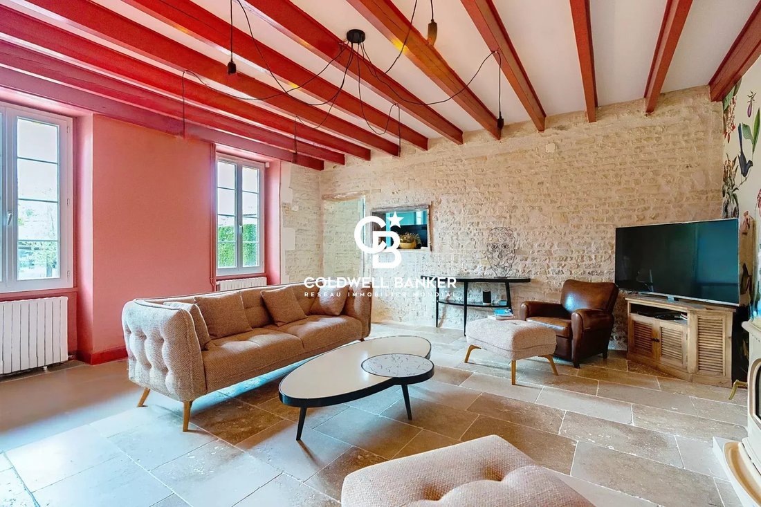 House in Vouhe, Nouvelle-Aquitaine, France 2 - 17663959