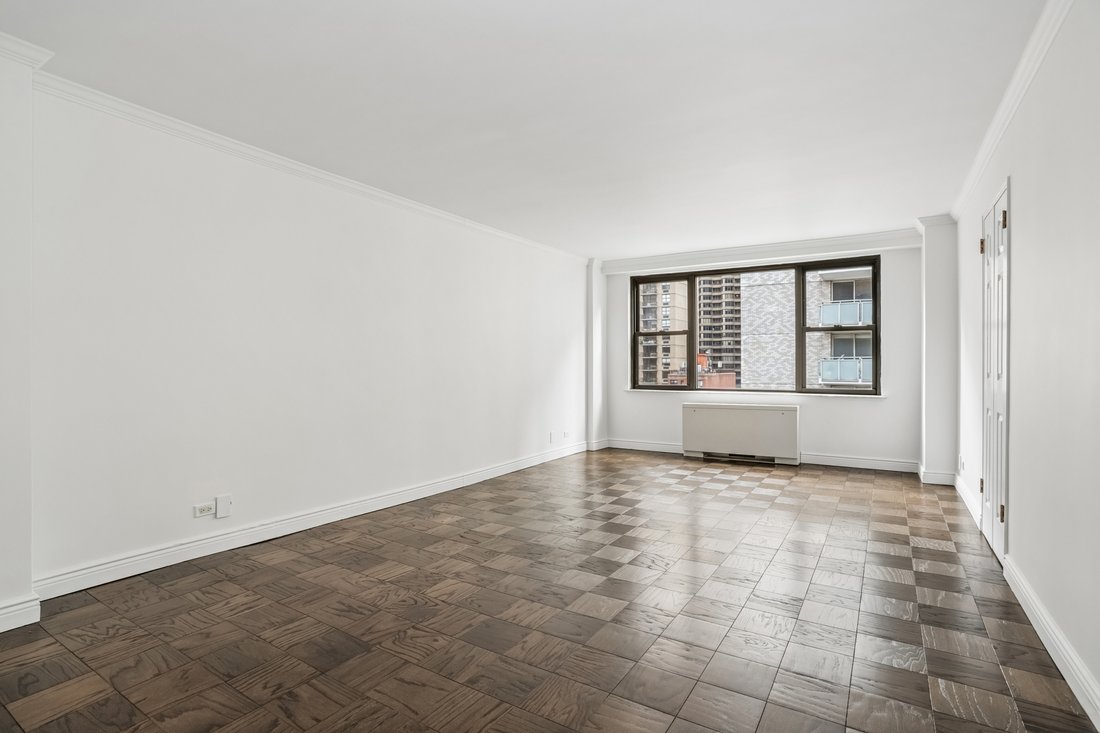 Co Op in New York, New York, United States 4 - 17471781