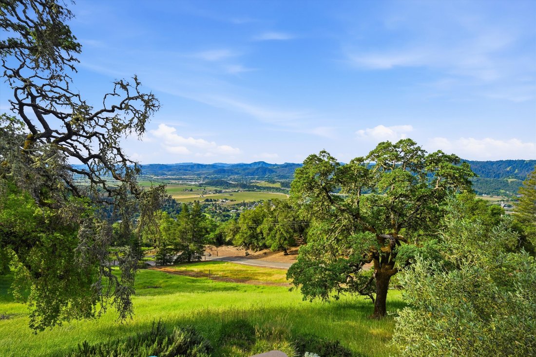 House in Cloverdale, California, United States 2 - 16278638