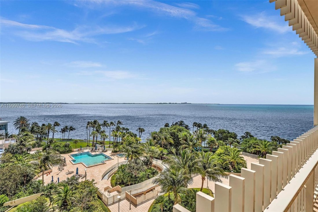 Condo in Miami, Florida, United States 1 - 17665230