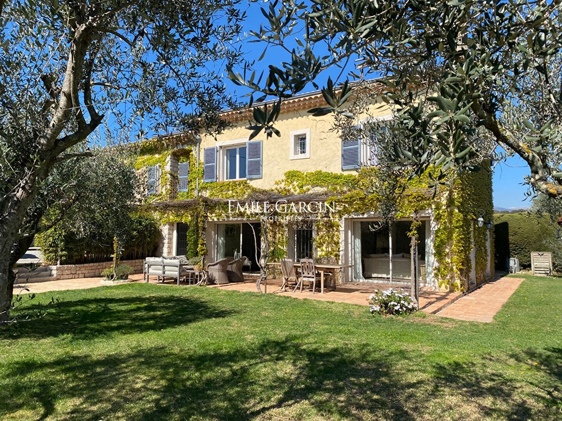 Villa in Mougins, Provence-Alpes-Côte d'Azur, France 2 - 11822896