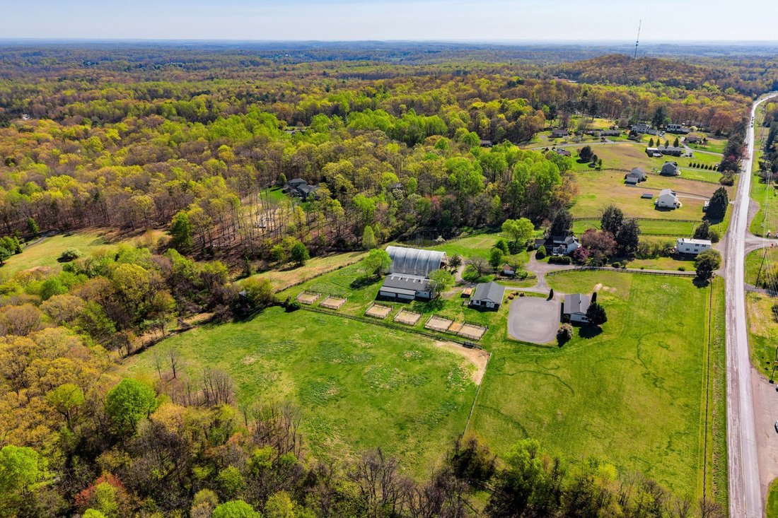 Farm Ranch in Culpeper, Virginia, United States 3 - 17386258