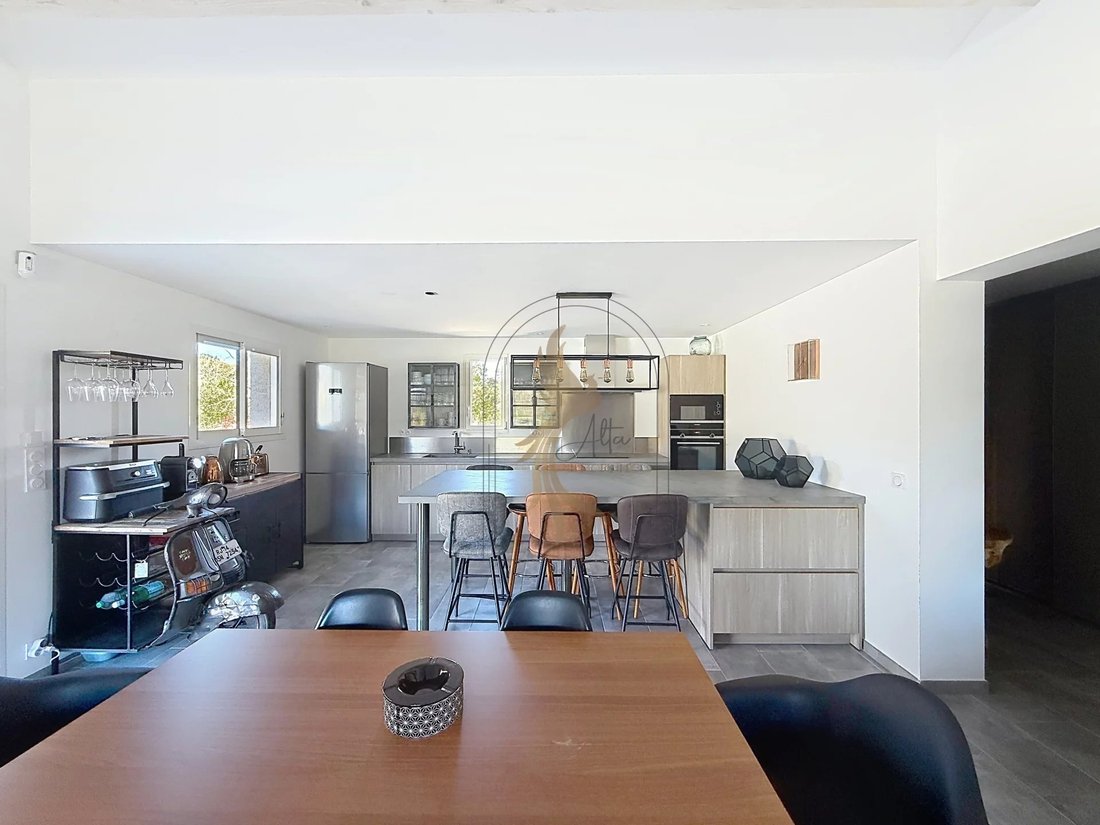 Villa in Porto-Vecchio, Corsica, France 4 - 17663765