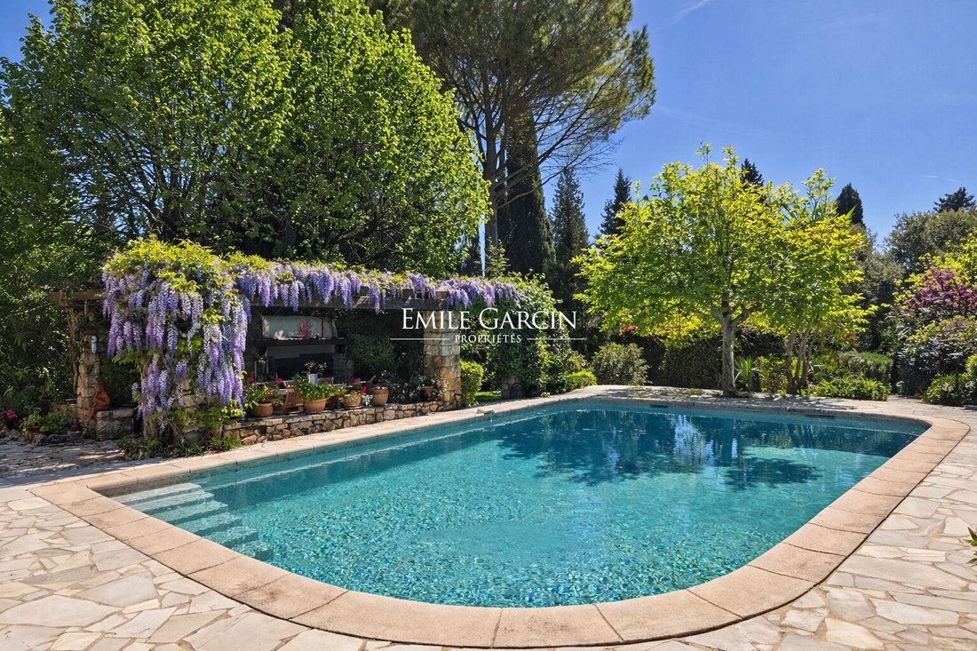 Villa in Mougins, Provence-Alpes-Côte d'Azur, France 3 - 17666771