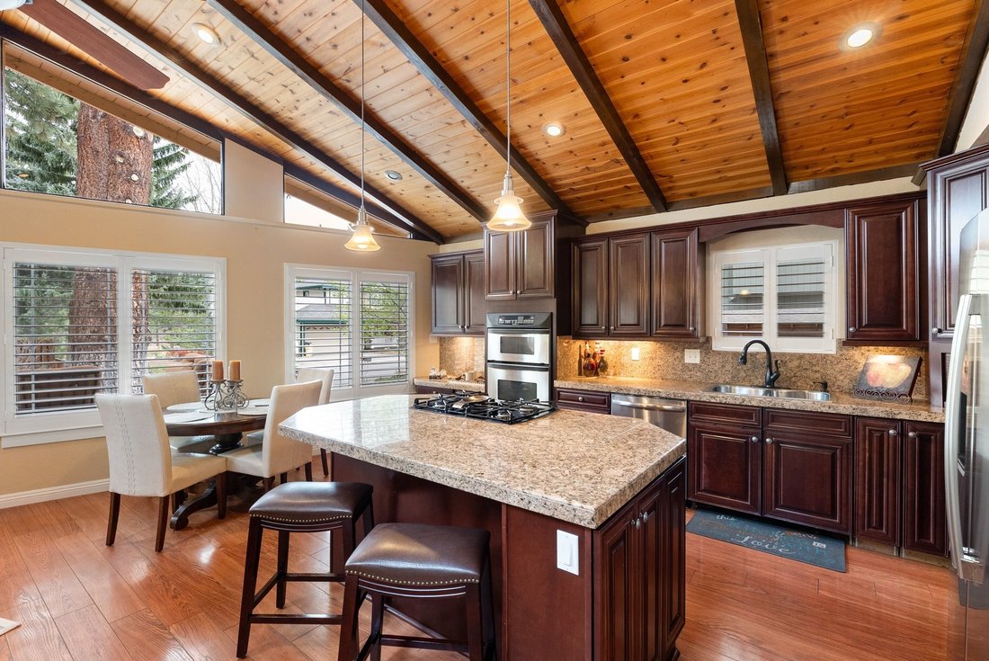 House in South Lake Tahoe, California, United States 3 - 17663167