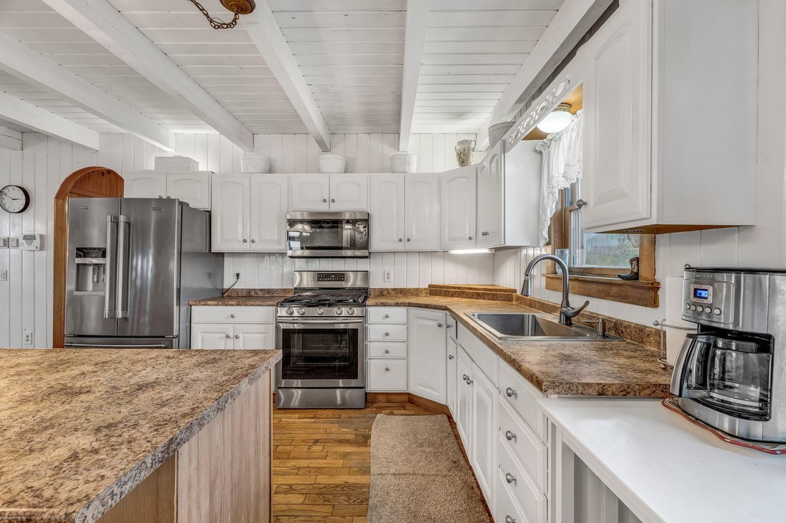 House in Burlington, Maine, United States 1 - 17666610