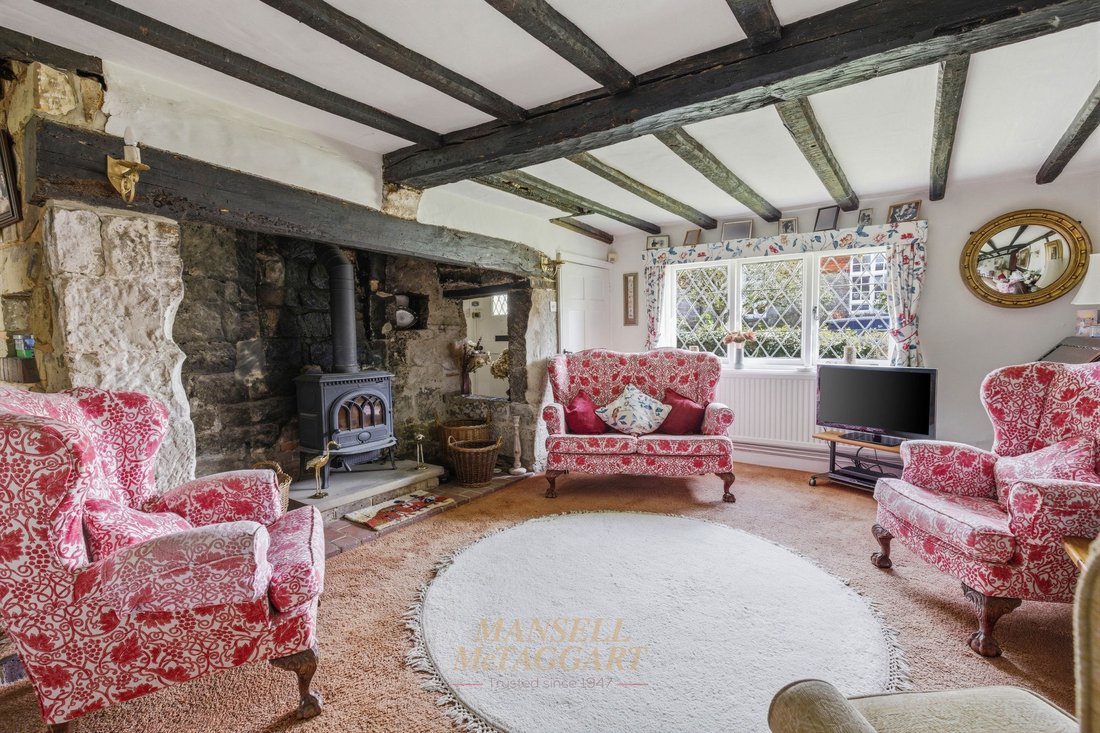 House in Sharpthorne, England 3 - 17663527