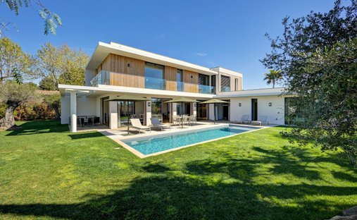 House in Le Tholonet, Provence-Alpes-Côte d'Azur, France 1