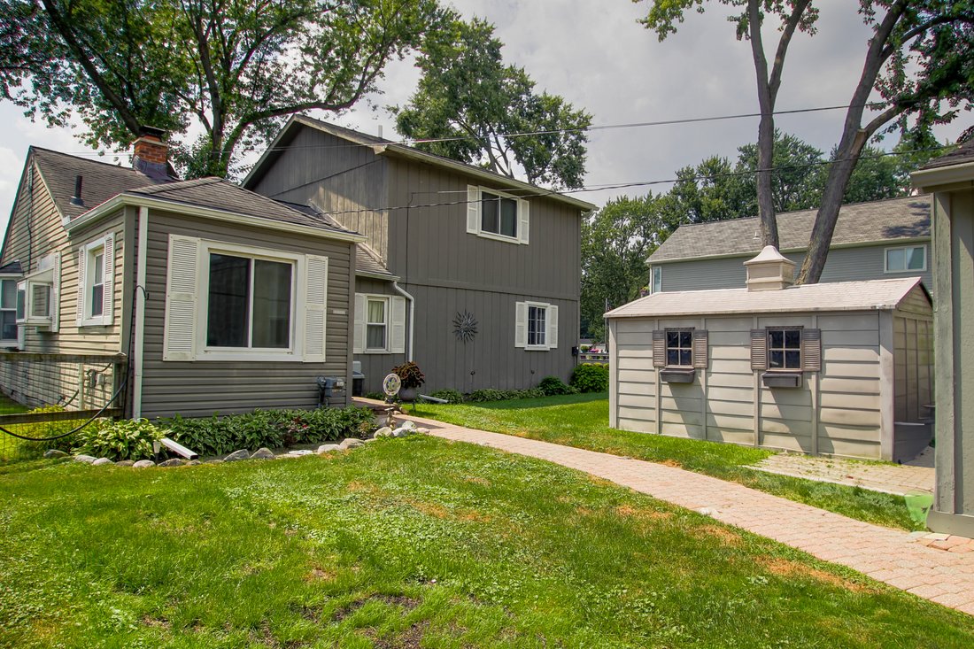 House in Commerce Charter Township, Michigan, United States 1 - 17664389
